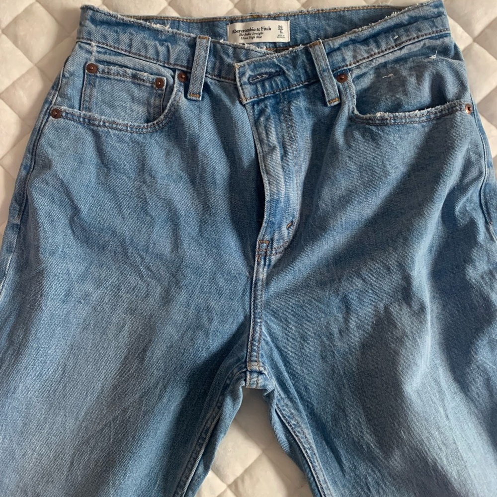 Abercrombie & Fitch Woman’s Jeans
